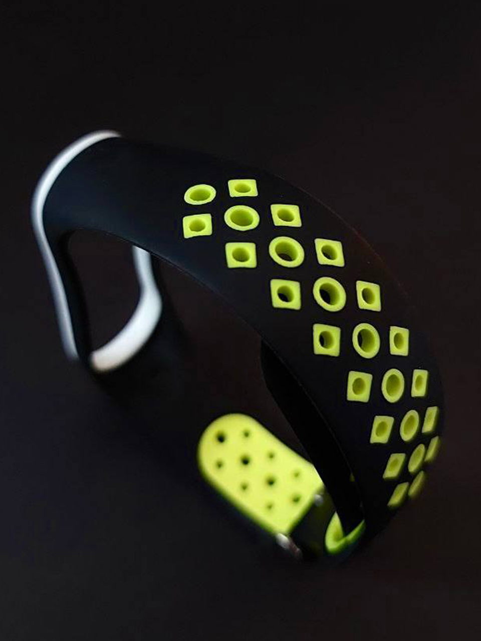 Ремінець Nike style з металевою застібкою для фітнес-браслету Xiaomi Mi Band 4 та 3 Чорний з лимонним – фото, відгуки, характеристики в інтернет-магазині MoreKitov від продавця: MRK МРК| Купити в Україні: Києві, Харкові, Львові 2 Ремінець Nike style з металевою застібкою для фітнес-браслету Xiaomi Mi Band 4 та 3 Чорний з лимонним – фото, відгуки, характеристики в інтернет-магазині MoreKitov від продавця: MRK МРК| Купити в Україні: Києві, Харкові, Львові 2