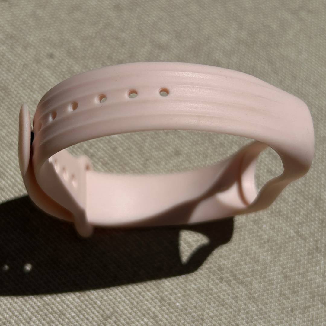 Ремінець силіконовий MRK 3D бежевий для фітнес браслета Xiaomi Mi Band 5/6 з металевою кнопкою 3D бежевий – фото, відгуки, характеристики в інтернет-магазині MoreKitov від продавця: MRK МРК| Купити в Україні: Києві, Харкові, Львові 3 Ремінець силіконовий MRK 3D бежевий для фітнес браслета Xiaomi Mi Band 5/6 з металевою кнопкою 3D бежевий – фото, відгуки, характеристики в інтернет-магазині MoreKitov від продавця: MRK МРК| Купити в Україні: Києві, Харкові, Львові 3