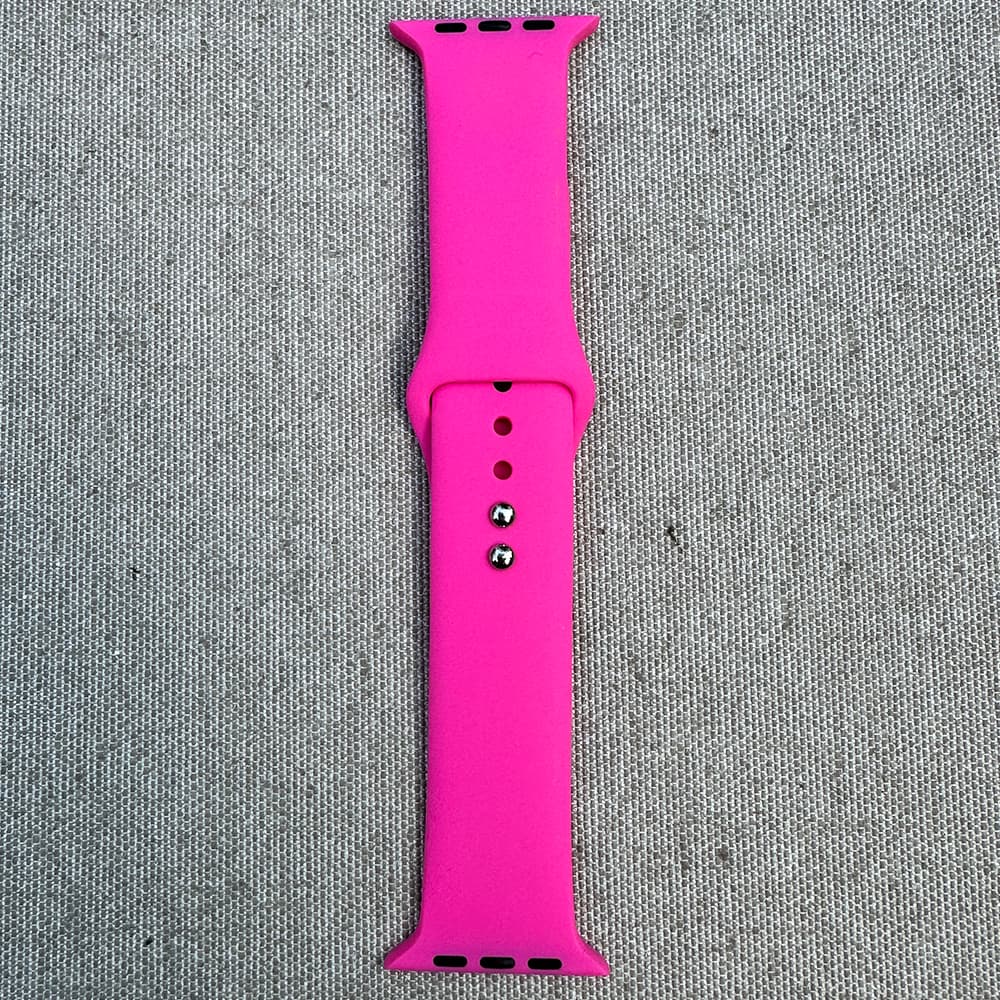 Ремінець силіконовий для Apple Watch 2/3/4/4/5/6/7/8/9/9/SE 38/40/41мм з металевою кнопкою Pink – фото, відгуки, характеристики в інтернет-магазині MoreKitov від продавця: MRK МРК| Купити в Україні: Києві, Харкові, Львові