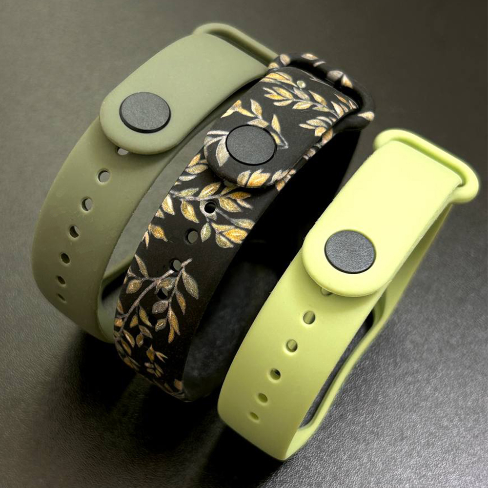 Комплект силіконових ремінців MRK Summer Set 03 для фітнес браслета Xiaomi Mi Band 3/4 три ремінці + металева кнопка – фото, відгуки, характеристики в інтернет-магазині MoreKitov від продавця: MRK МРК| Купити в Україні: Києві, Харкові, Львові 2 Комплект силіконових ремінців MRK Summer Set 03 для фітнес браслета Xiaomi Mi Band 3/4 три ремінці + металева кнопка – фото, відгуки, характеристики в інтернет-магазині MoreKitov від продавця: MRK МРК| Купити в Україні: Києві, Харкові, Львові 2