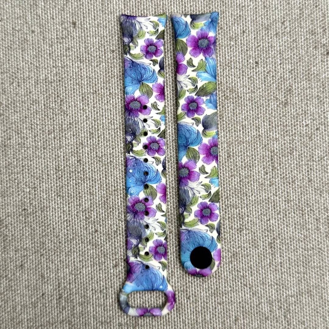 Силіконовий ремінець з малюнком Purple Flowers MRK для фітнес браслета Xiaomi Mi Band 8 Принт Фіалки