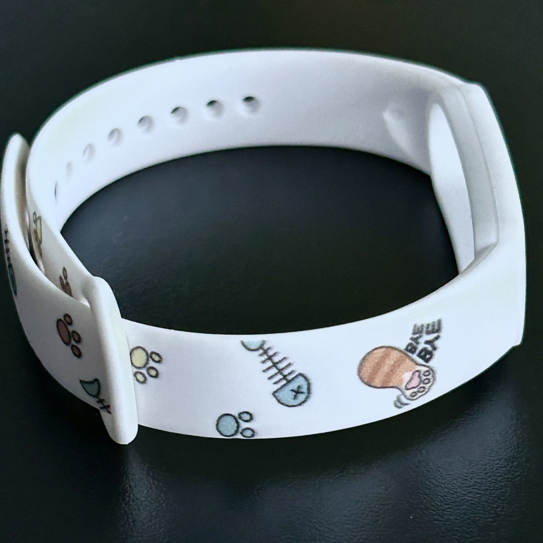 Силіконовий ремінець з дизайнерським принтом Cartoon Paws для фітнес браслета Xiaomi Mi Band 3/4 Білий – фото, відгуки, характеристики в інтернет-магазині MoreKitov від продавця: MRK МРК| Купити в Україні: Києві, Харкові, Львові 3 Силіконовий ремінець з дизайнерським принтом Cartoon Paws для фітнес браслета Xiaomi Mi Band 3/4 Білий – фото, відгуки, характеристики в інтернет-магазині MoreKitov від продавця: MRK МРК| Купити в Україні: Києві, Харкові, Львові 3