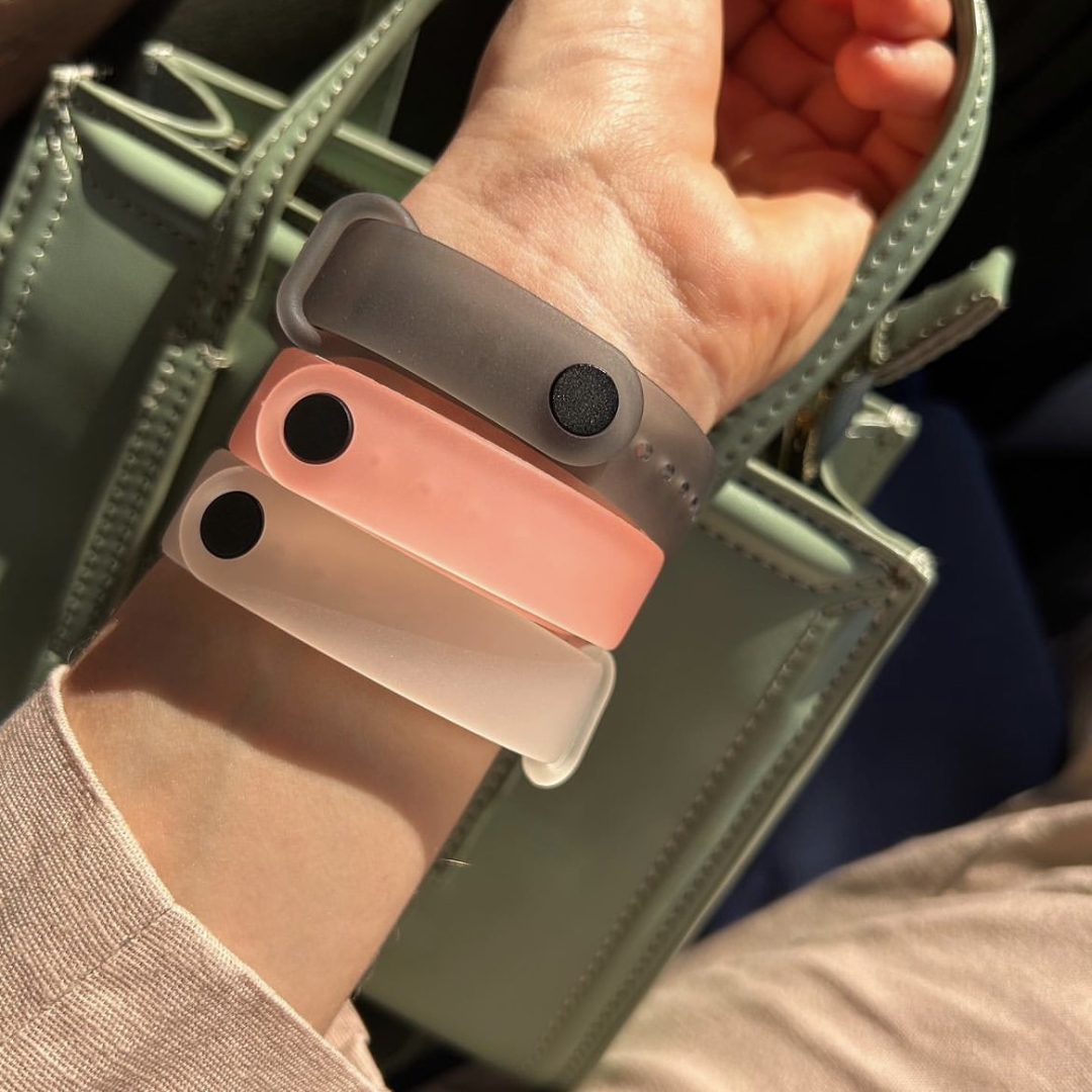 Ремінець силіконовий прозорий матовий для фітнес браслета Xiaomi Mi Band 7/6/5 Чорний – фото, відгуки, характеристики в інтернет-магазині MoreKitov від продавця: MRK МРК| Купити в Україні: Києві, Харкові, Львові 6 Ремінець силіконовий прозорий матовий для фітнес браслета Xiaomi Mi Band 7/6/5 Чорний – фото, відгуки, характеристики в інтернет-магазині MoreKitov від продавця: MRK МРК| Купити в Україні: Києві, Харкові, Львові 6