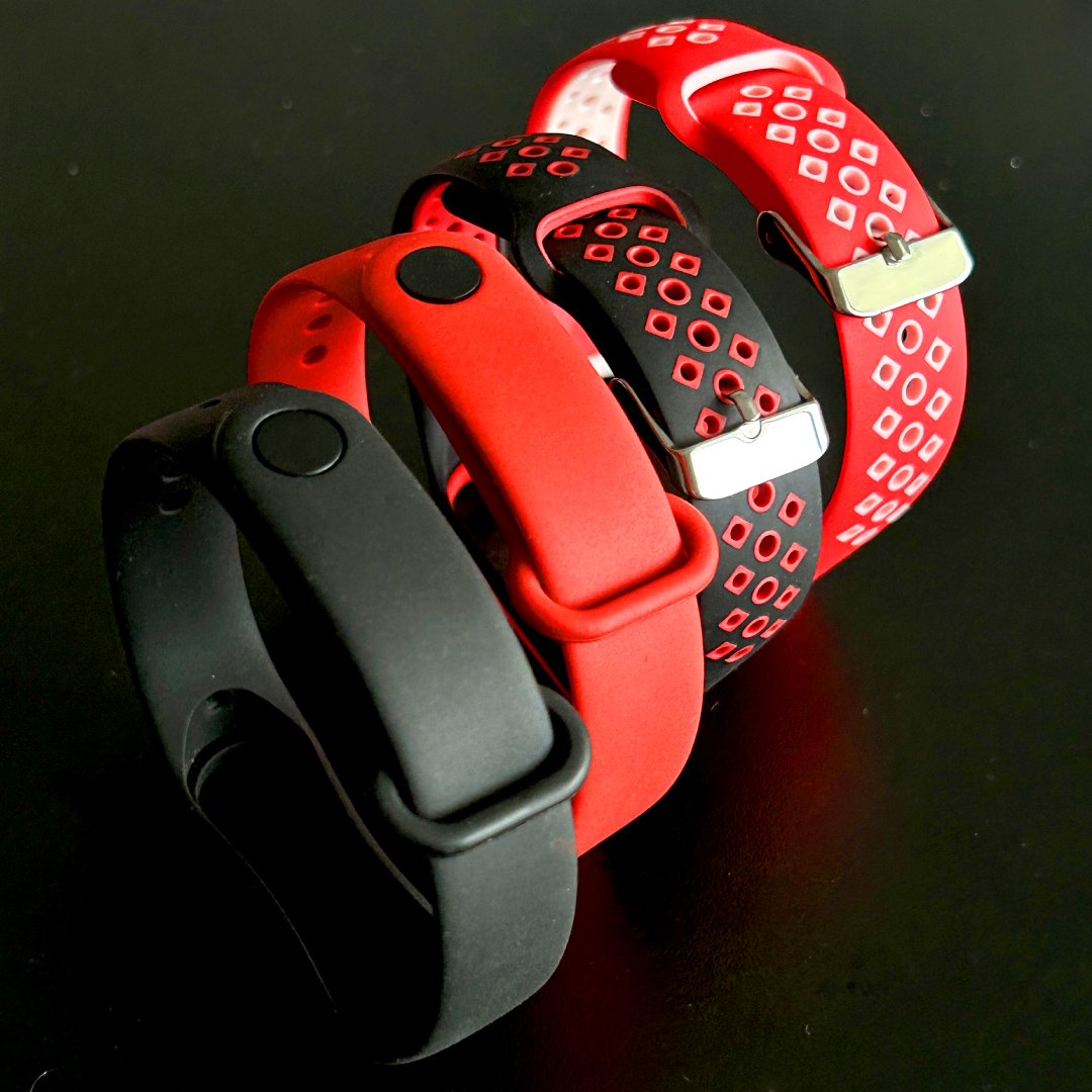 Комплект силіконових ремінців MRK для фітнес браслета Xiaomi Mi Band 5/6/7 Black and Red Set – фото, відгуки, характеристики в інтернет-магазині MoreKitov від продавця: MRK МРК| Купити в Україні: Києві, Харкові, Львові Комплект силіконових ремінців MRK для фітнес браслета Xiaomi Mi Band 5/6/7 Black and Red Set – фото, відгуки, характеристики в інтернет-магазині MoreKitov від продавця: MRK МРК| Купити в Україні: Києві, Харкові, Львові