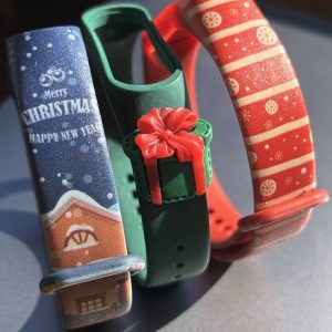 Комплект ремінців силіконових MRK Merry Chtistmas для Mi Band 5/6/7 з металевою кнопкою (три ремінці) – фото, відгуки, характеристики в інтернет-магазині MoreKitov від продавця: MRK МРК| Купити в Україні: Києві, Харкові, Львові Комплект ремінців силіконових MRK Merry Chtistmas для Mi Band 5/6/7 з металевою кнопкою (три ремінці) – фото, відгуки, характеристики в інтернет-магазині MoreKitov від продавця: MRK МРК| Купити в Україні: Києві, Харкові, Львові
