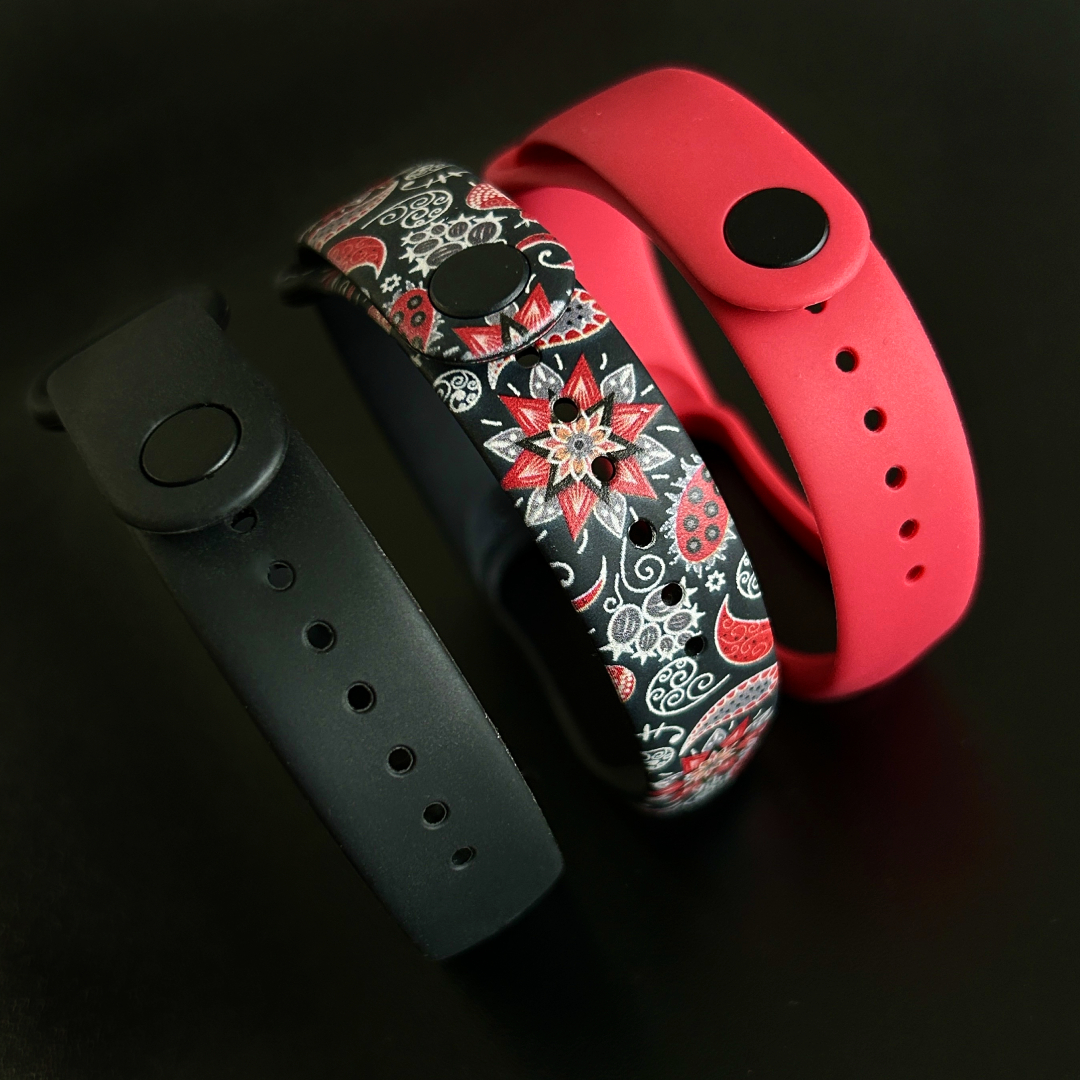 Комплект силіконових ремінців MRK для фітнес браслета Xiaomi Mi Band 3/4 Вишиванка 01 + три металеві кнопки – фото, відгуки, характеристики в інтернет-магазині MoreKitov від продавця: MRK МРК| Купити в Україні: Києві, Харкові, Львові 2 Комплект силіконових ремінців MRK для фітнес браслета Xiaomi Mi Band 3/4 Вишиванка 01 + три металеві кнопки – фото, відгуки, характеристики в інтернет-магазині MoreKitov від продавця: MRK МРК| Купити в Україні: Києві, Харкові, Львові 2