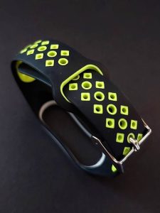 Ремешок Nike style с металлической застежкой для фитнес-браслета Xiaomi Mi Band 4 и 3 Черный с лимонным