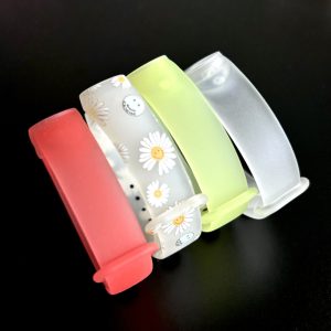 Комплект прозрачных матовых силиконовых ремешков MRK для фитнес браслета Xiaomi Mi Band 5/6/7 Fun Camomile – фото, отзывы, характеристики в интернет-магазине MoreKitov МореКитов от продавца: MRK МРК| Купить в Украине: Киеве, Харькове, Львове