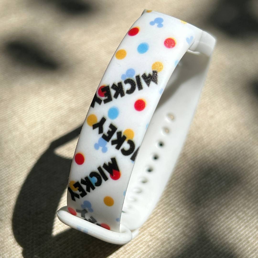 Ремешок силиконовый MRK с дизайнерским принтом Mickey Mouse 04 для фитнес браслета Xiaomi Mi Band 3/4 с металлической кнопкой Mickey Mouse 04 – фото, отзывы, характеристики в интернет-магазине MoreKitov МореКитов от продавца: MRK МРК| Купить в Украине: Киеве, Харькове, Львове 2 Ремешок силиконовый MRK с дизайнерским принтом Mickey Mouse 04 для фитнес браслета Xiaomi Mi Band 3/4 с металлической кнопкой Mickey Mouse 04 – фото, отзывы, характеристики в интернет-магазине MoreKitov МореКитов от продавца: MRK МРК| Купить в Украине: Киеве, Харькове, Львове 2