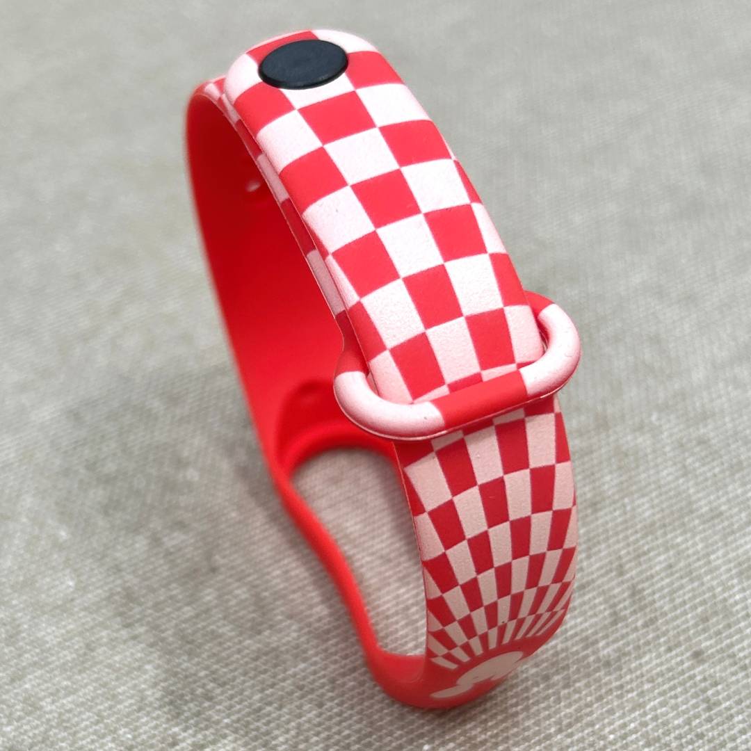 Ремешок силиконовый MRK с дизайнерским принтом Mickey red для фитнес браслета Xiaomi Mi Band 3/4 с металлической кнопкой Красно-белый Mickey red – фото, отзывы, характеристики в интернет-магазине MoreKitov МореКитов от продавца: MRK МРК| Купить в Украине: Киеве, Харькове, Львове 2 Ремешок силиконовый MRK с дизайнерским принтом Mickey red для фитнес браслета Xiaomi Mi Band 3/4 с металлической кнопкой Красно-белый Mickey red – фото, отзывы, характеристики в интернет-магазине MoreKitov МореКитов от продавца: MRK МРК| Купить в Украине: Киеве, Харькове, Львове 2