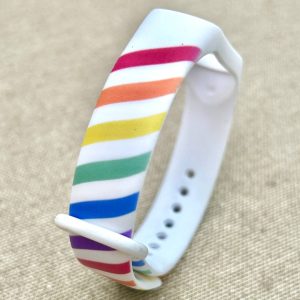 Ремешок силиконовый MRK с дизайнерским принтом Rainbow St для фитнес браслета Xiaomi Mi Band 5/6 с металлической кнопкой Rainbow St – фото, отзывы, характеристики в интернет-магазине MoreKitov МореКитов от продавца: MRK МРК| Купить в Украине: Киеве, Харькове, Львове
