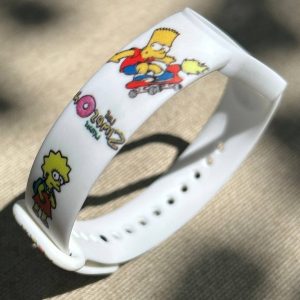 Ремешок силиконовый MRK с дизайнерским принтом Simpsons для фитнес браслета Xiaomi Mi Band 5/6 с металлической кнопкой Белый Simpsons – фото, отзывы, характеристики в интернет-магазине MoreKitov МореКитов от продавца: MRK МРК| Купить в Украине: Киеве, Харькове, Львове