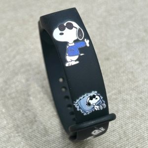 Ремешок силиконовый MRK с дизайнерским принтом Snoooopy Dog Black для фитнес браслета Xiaomi Mi Band 5/6 с металлической кнопкой Черный Snoooopy Dog Black – фото, отзывы, характеристики в интернет-магазине MoreKitov МореКитов от продавца: MRK МРК| Купить в Украине: Киеве, Харькове, Львове