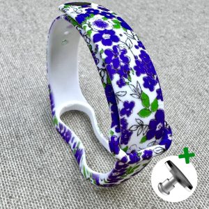 Ремешок силиконовый MRK с дизайнерским принтом Purple Flowers для фитнес браслета Xiaomi Mi Band 5/6/7 с металлической кнопкой – фото, отзывы, характеристики в интернет-магазине MoreKitov МореКитов от продавца: MRK МРК| Купить в Украине: Киеве, Харькове, Львове