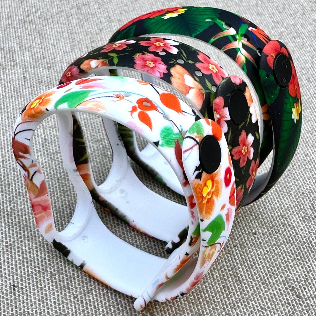 Комплект силиконовых ремешков Flower Set 08 для фитнес браслета Xiaomi Mi Band 5/6/7 с металлической кнопкой (три ремешка) – фото, отзывы, характеристики в интернет-магазине MoreKitov МореКитов от продавца: MRK МРК| Купить в Украине: Киеве, Харькове, Львове 3 Комплект силиконовых ремешков Flower Set 08 для фитнес браслета Xiaomi Mi Band 5/6/7 с металлической кнопкой (три ремешка) – фото, отзывы, характеристики в интернет-магазине MoreKitov МореКитов от продавца: MRK МРК| Купить в Украине: Киеве, Харькове, Львове 3