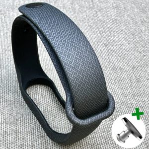 Ремешок силиконовый MRK с дизайнерским принтом Silver Geometry для фитнес браслета Xiaomi Mi Band 5/6/7 с металлической кнопкой – фото, отзывы, характеристики в интернет-магазине MoreKitov МореКитов от продавца: MRK МРК| Купить в Украине: Киеве, Харькове, Львове
