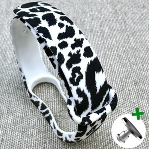 Ремешок силиконовый MRK с дизайнерским принтом Leo White для фитнес браслета Xiaomi Mi Band 5/6/7 с металлической кнопкой – фото, отзывы, характеристики в интернет-магазине MoreKitov МореКитов от продавца: MRK МРК| Купить в Украине: Киеве, Харькове, Львове