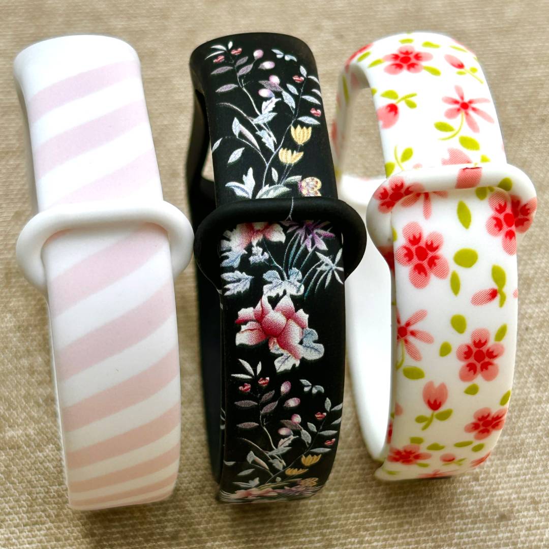 Комплект силиконовых ремешков Sprinkle Flowers для фитнес браслета Xiaomi Mi Band 5/6/7 с металлической кнопкой (три ремешка) – фото, отзывы, характеристики в интернет-магазине MoreKitov МореКитов от продавца: MRK МРК| Купить в Украине: Киеве, Харькове, Львове 4 Комплект силиконовых ремешков Sprinkle Flowers для фитнес браслета Xiaomi Mi Band 5/6/7 с металлической кнопкой (три ремешка) – фото, отзывы, характеристики в интернет-магазине MoreKitov МореКитов от продавца: MRK МРК| Купить в Украине: Киеве, Харькове, Львове 4