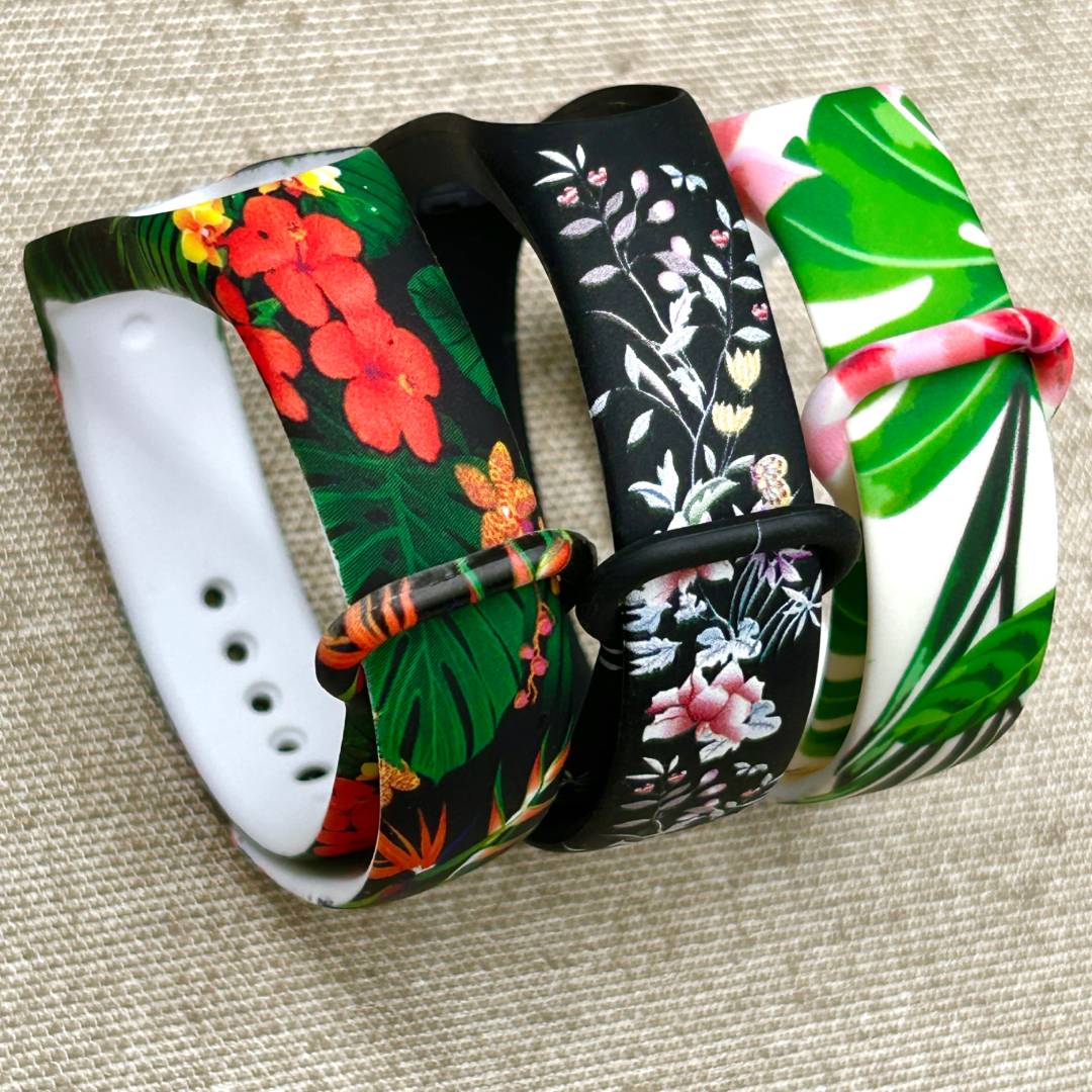 Комплект силиконовых ремешков Tropical Flowers Set для фитнес браслета Xiaomi Mi Band 5/6/7 с металлической кнопкой (три ремешка) 2 Комплект силиконовых ремешков Tropical Flowers Set для фитнес браслета Xiaomi Mi Band 5/6/7 с металлической кнопкой (три ремешка) 2