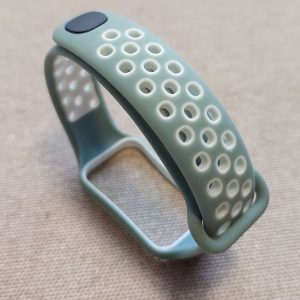 Ремешок силиконовый MRK Nike Style для фитнес браслета Mi Smart Band 8 Active/ Redmi Smart Band 2 Light Olive/White – фото, отзывы, характеристики в интернет-магазине MoreKitov МореКитов от продавца: MRK МРК| Купить в Украине: Киеве, Харькове, Львове