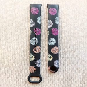 Ремешок силиконовый MRK для фитнес-трекера Xiaomi Mi Band 8/9 с металлическим креплением Black Circles