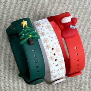 Комплект силиконовых ремешков MRK Рождественский (три ремешка) для Xiaomi Mi Band 5/6/7 с металлической кнопкой – фото, отзывы, характеристики в интернет-магазине MoreKitov МореКитов от продавца: MRK МРК| Купить в Украине: Киеве, Харькове, Львове