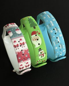 Комплект силиконовых ремешков MRK с новогодними рисунками Festive (3 ремешка) для Xiaomi Mi Band 5/6/7 с металлической кнопкой