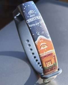 Ремешок силиконовый MRK Warm Chtistmas для Mi Band 5/6/7 с металлической кнопкой