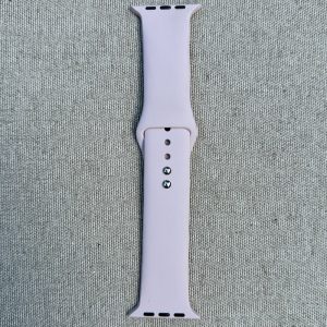 Ремешок силиконовый для Apple Watch 2/3/4/4/5/6/7/8/9/9/SE 38/40/41мм с металлической кнопкой Light Violet – фото, отзывы, характеристики в интернет-магазине MoreKitov МореКитов от продавца: MRK МРК| Купить в Украине: Киеве, Харькове, Львове