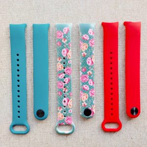 Комплект силиконовых ремешков MRK Summer Set для Xiaomi Mi Band 8_9 с металлическим креплением (три ремешка)