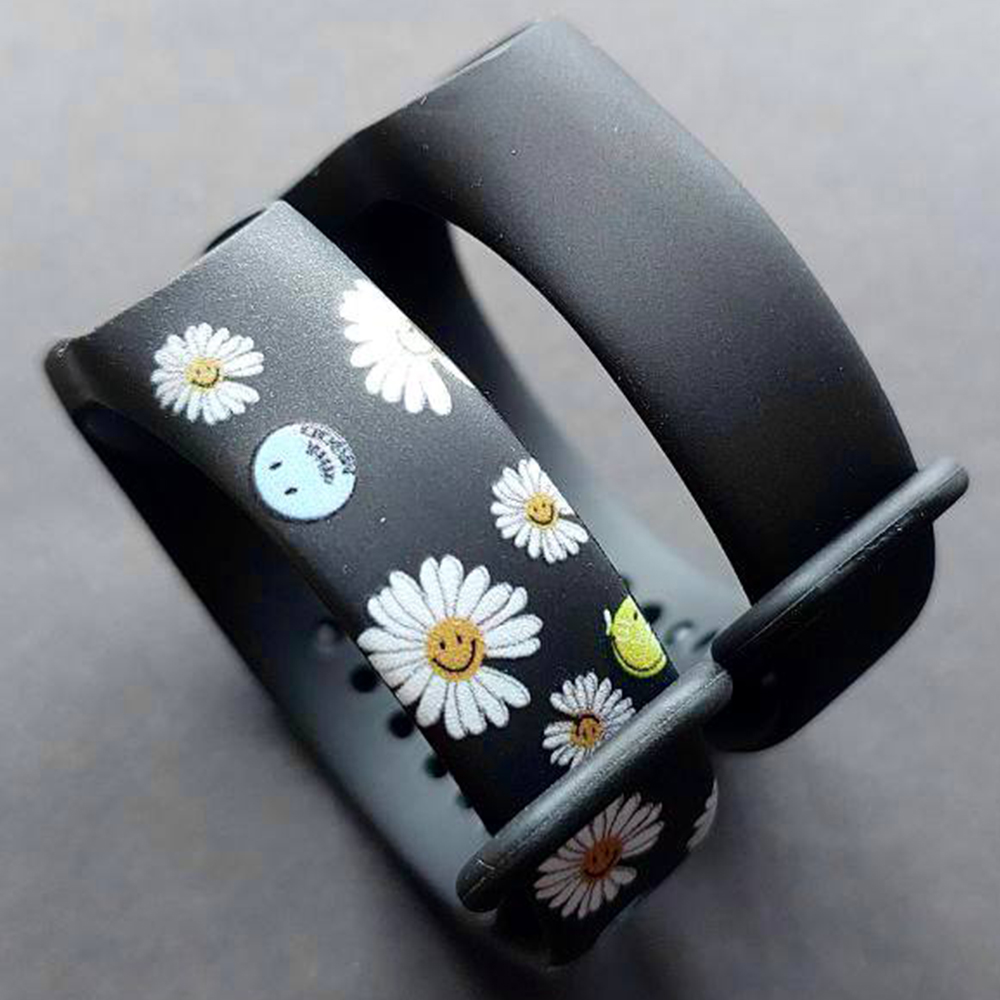Комплект силиконовых ремешков MRK Ромашки 10 для Xiaomi Mi Band 5/6/7 (два ремешка)+ металлическая кнопка – фото, отзывы, характеристики в интернет-магазине MoreKitov МореКитов от продавца: MRK МРК| Купить в Украине: Киеве, Харькове, Львове 2 Комплект силиконовых ремешков MRK Ромашки 10 для Xiaomi Mi Band 5/6/7 (два ремешка)+ металлическая кнопка – фото, отзывы, характеристики в интернет-магазине MoreKitov МореКитов от продавца: MRK МРК| Купить в Украине: Киеве, Харькове, Львове 2