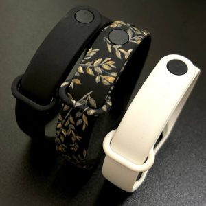 Комплект силиконовых ремешков MRK Summer Set 04 для фитнес браслета Xiaomi Mi Band 5/6/7 три ремешка + металлическая кнопка – фото, отзывы, характеристики в интернет-магазине MoreKitov МореКитов от продавца: MRK МРК| Купить в Украине: Киеве, Харькове, Львове