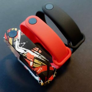 Комплект силиконовых ремешков MRK Red and Black для фитнес браслета Xiaomi Mi Band 5/6/7 (три ремешка + металлическая кнопка) – фото, отзывы, характеристики в интернет-магазине MoreKitov МореКитов от продавца: MRK МРК| Купить в Украине: Киеве, Харькове, Львове