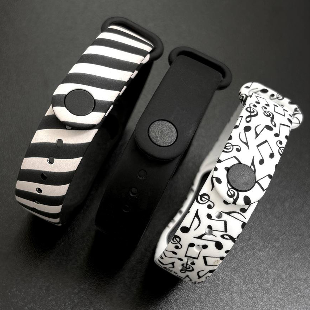 Комплект силиконовых ремешков MRK Black and White Notes для фитнес браслета Xiaomi Mi Band 3/4 три ремешка + металлическая кнопка – фото, отзывы, характеристики в интернет-магазине MoreKitov МореКитов от продавца: MRK МРК| Купить в Украине: Киеве, Харькове, Львове 2 Комплект силиконовых ремешков MRK Black and White Notes для фитнес браслета Xiaomi Mi Band 3/4 три ремешка + металлическая кнопка – фото, отзывы, характеристики в интернет-магазине MoreKitov МореКитов от продавца: MRK МРК| Купить в Украине: Киеве, Харькове, Львове 2
