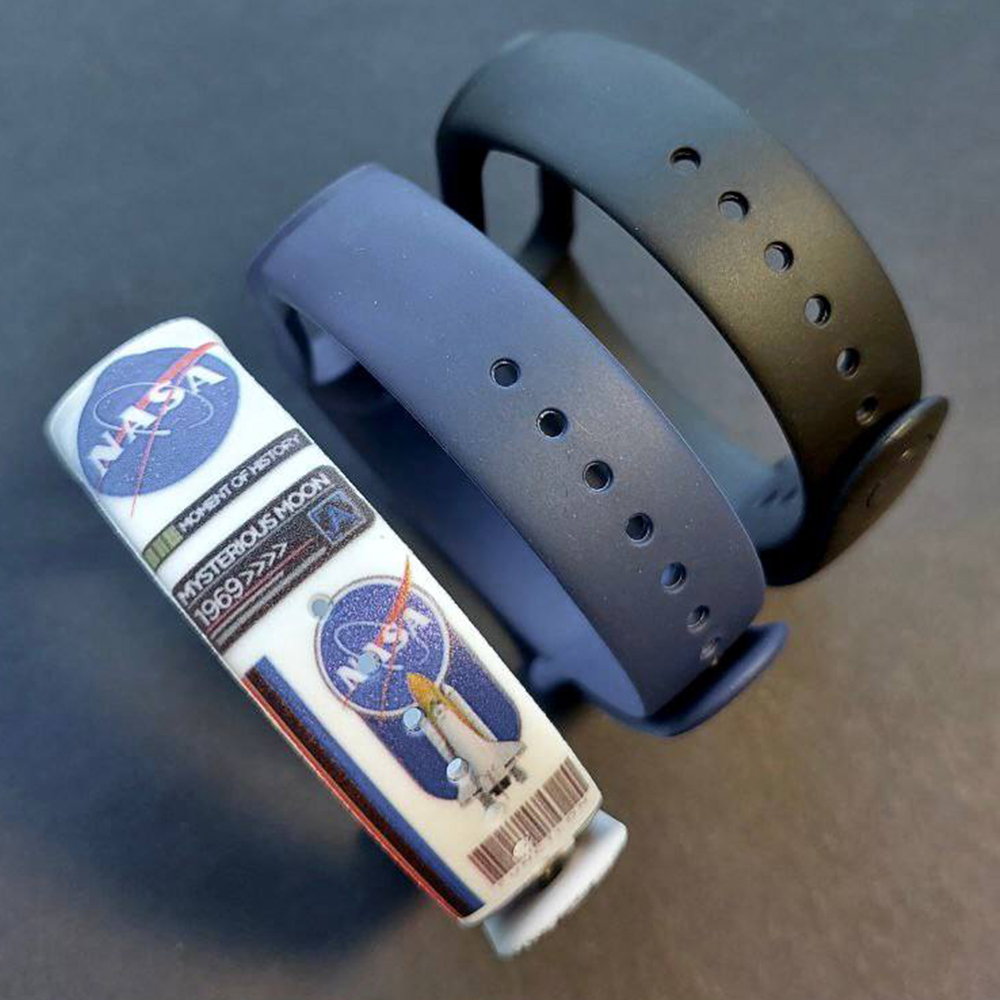 Комплект силиконовых ремешков MRK для фитнес браслета Xiaomi Mi Band 5/6/7 NASA (три ремешка + металлическая кнопка) – фото, отзывы, характеристики в интернет-магазине MoreKitov МореКитов от продавца: MRK МРК| Купить в Украине: Киеве, Харькове, Львове 3 Комплект силиконовых ремешков MRK для фитнес браслета Xiaomi Mi Band 5/6/7 NASA (три ремешка + металлическая кнопка) – фото, отзывы, характеристики в интернет-магазине MoreKitov МореКитов от продавца: MRK МРК| Купить в Украине: Киеве, Харькове, Львове 3