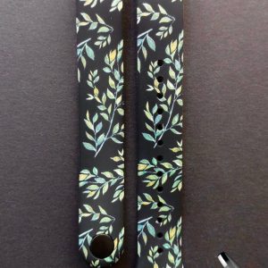 Силиконовый ремешок Original Design MiJobs для фитнеса браслета Xiaomi Mi Band 8/9 Black Leaves с металлическим креплением + металлическая кнопка