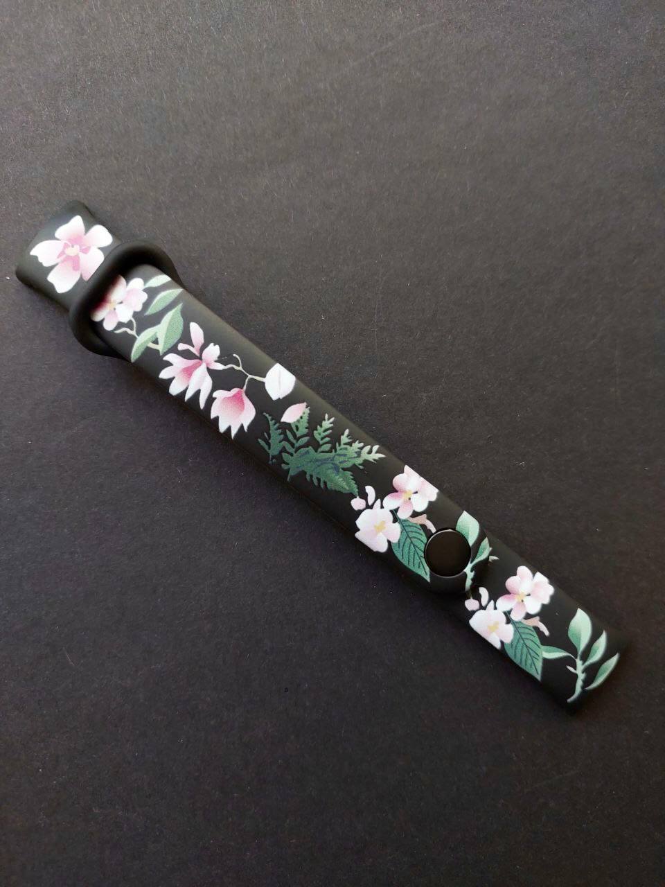 Силиконовый ремешок Original Design MiJobs для фитнеса браслета Xiaomi Mi Band 8/9 Lilac Flowers с металлическим креплением + металлическая кнопка 3 Силиконовый ремешок Original Design MiJobs для фитнеса браслета Xiaomi Mi Band 8/9 Lilac Flowers с металлическим креплением + металлическая кнопка 3