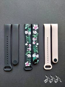 Комплект силиконовых ремешков MRK для фитнеса браслета Xiaomi Mi Band 8/9 Wonder Flowers с металлическим креплением (три ремешка) + три металлические кнопки