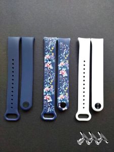 Комплект силиконовых ремешков MRK для фитнеса браслета Xiaomi Mi Band 8/9 Petit Flowers Bluer с металлическим креплением (три ремешка) + три металлические кнопки