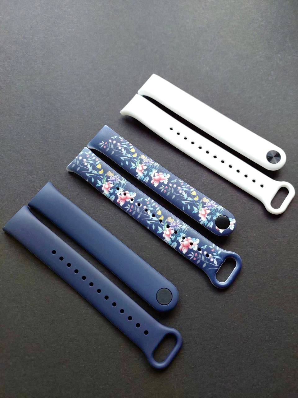 Комплект силиконовых ремешков MRK для фитнеса браслета Xiaomi Mi Band 8/9 Petit Flowers Bluer с металлическим креплением (три ремешка) + три металлические кнопки – фото, отзывы, характеристики в интернет-магазине MoreKitov МореКитов от продавца: MRK МРК| Купить в Украине: Киеве, Харькове, Львове 2 Комплект силиконовых ремешков MRK для фитнеса браслета Xiaomi Mi Band 8/9 Petit Flowers Bluer с металлическим креплением (три ремешка) + три металлические кнопки – фото, отзывы, характеристики в интернет-магазине MoreKitov МореКитов от продавца: MRK МРК| Купить в Украине: Киеве, Харькове, Львове 2