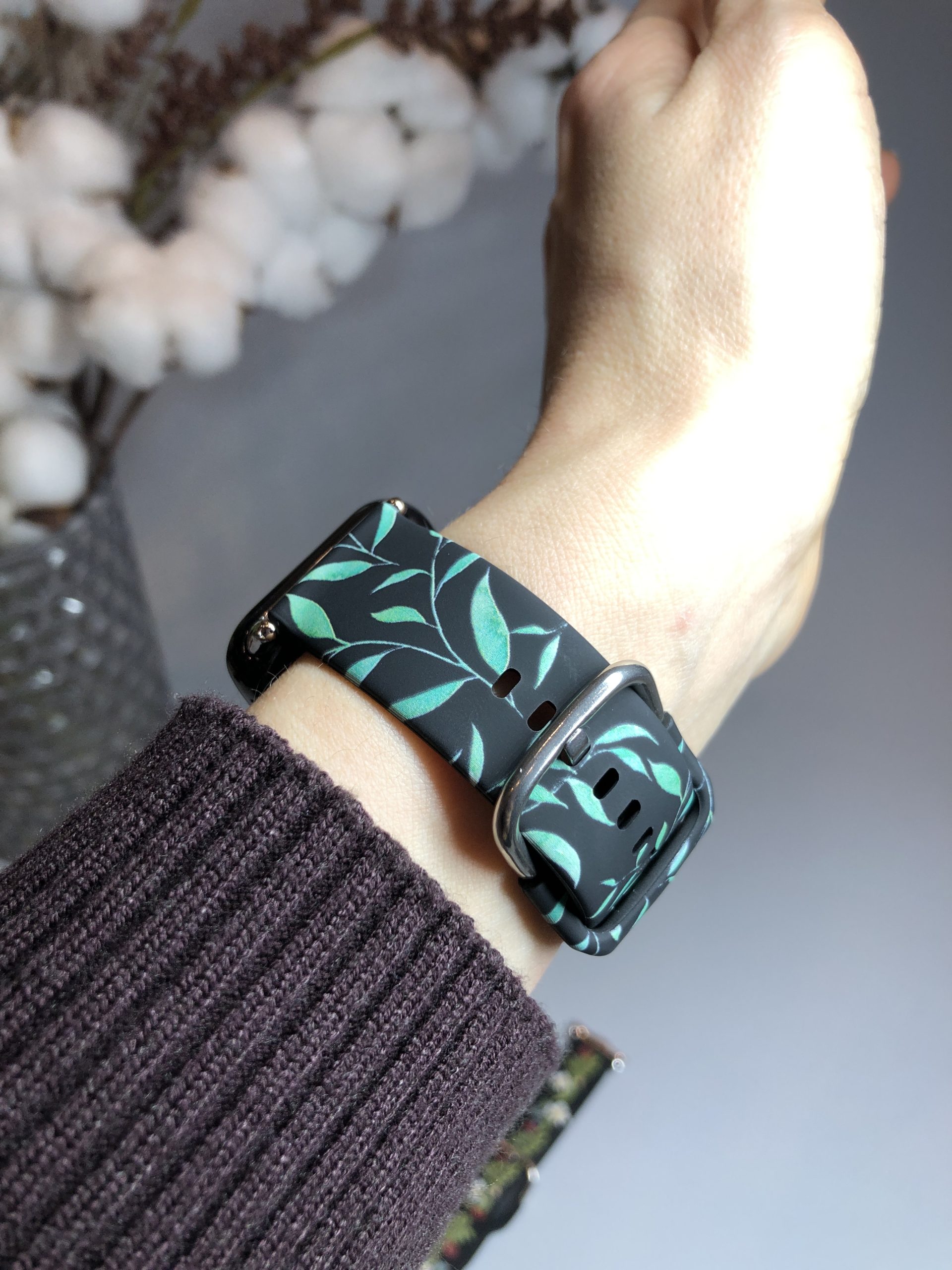 Ремешок силиконовый MRK Green Leaves для Mi Band 8 Pro/9Pro — Xiaomi Redmi Watch 4/5 с металлическим креплением и металической застежкой Black – фото, отзывы, характеристики в интернет-магазине MoreKitov МореКитов от продавца: MRK МРК| Купить в Украине: Киеве, Харькове, Львове 3 Ремешок силиконовый MRK Green Leaves для Mi Band 8 Pro/9Pro — Xiaomi Redmi Watch 4/5 с металлическим креплением и металической застежкой Black – фото, отзывы, характеристики в интернет-магазине MoreKitov МореКитов от продавца: MRK МРК| Купить в Украине: Киеве, Харькове, Львове 3