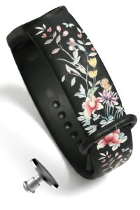 Силиконовый ремешок MRK с рисунком Flowers Beau для фитнес браслета Xiaomi Mi Band 5/6/7 Black + металическая кнопка